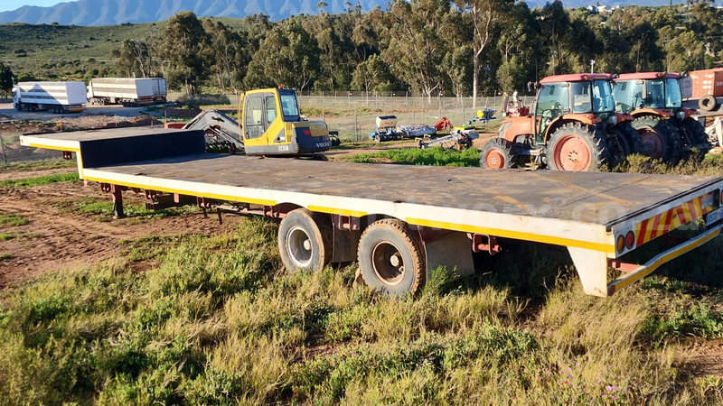 1993 Henred Stepdeck Lowbed Trailer 12.5m