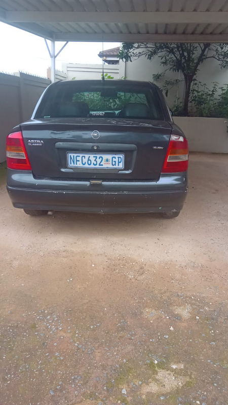 2004 Opel Astra Sedan