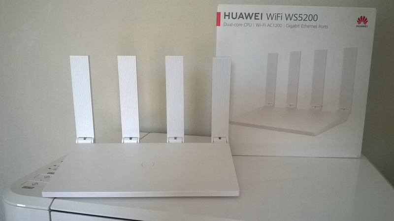 --SOLD-- Huawei WS5200 WIFI AC1200 Router (Fibre or WI-FI Extender)