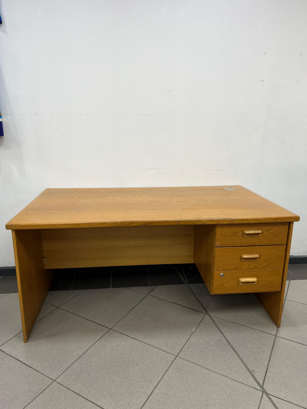 Strong Beachwood Office Desk with 3 Drawers- REF STOCK NO 4096 Now selling for only R 500.00