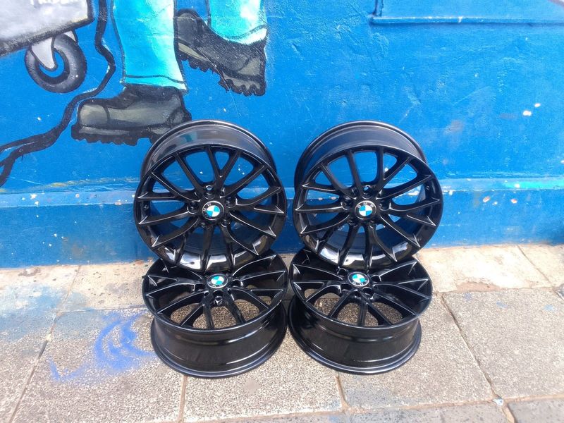 A set of 17inches original BMW mags rim 5x120 PCD also VW kombi bus/Hyundai H100 Bakkie and opel bus