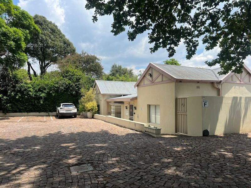 The Village Medical Centre | Prime Medical Suite to Let in Parktown North