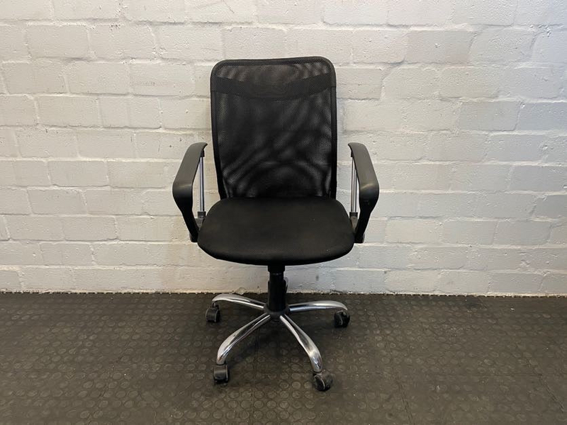 Mesh Back Steel Leg Office Chair- A43402