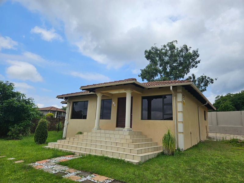 3 Bedroom house for sale in  Stonehenge (Villa Valencia)