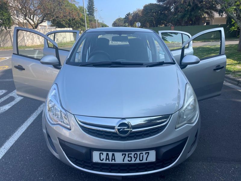 Opel Corsa 1.4IS Essentia in an immaculate condition, interior/ exterior spotless Price is a bargain