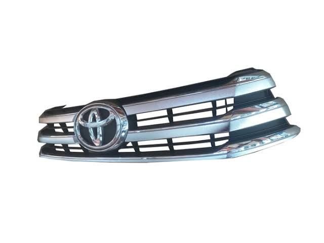 TOYOTA HILUX GD6 CHROME GRILL