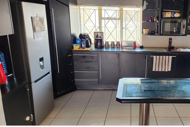 BOSMONT FAMILY HOME FOR SALE