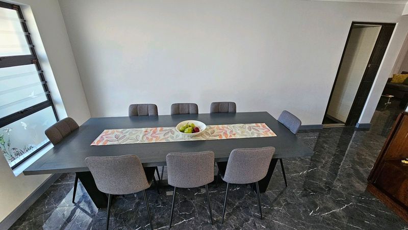 Sofa worx 8 seater dining table