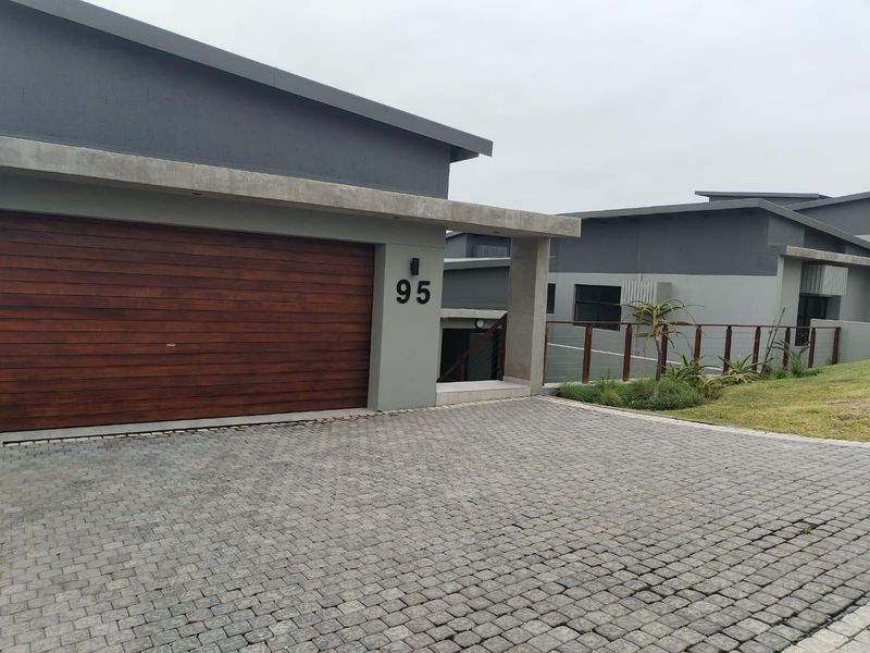 Brand New Stunning 4 Bedroom House in Palm Lakes Estate