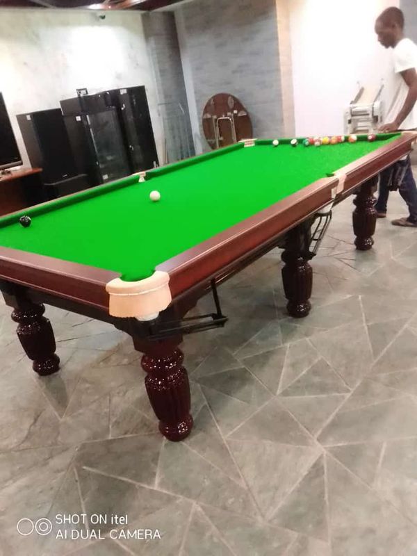 Snooker tables and pool tables re covering and repairing