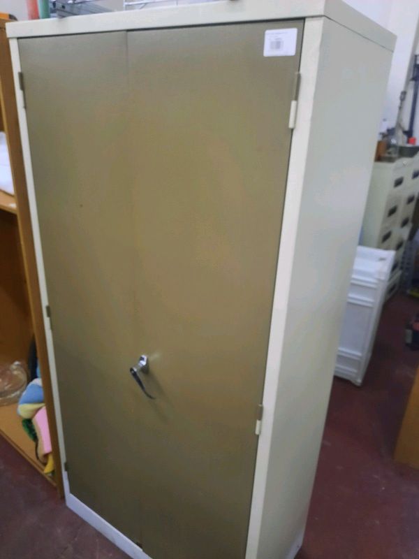 Steel 2 Door Cabinet for Sale R2400