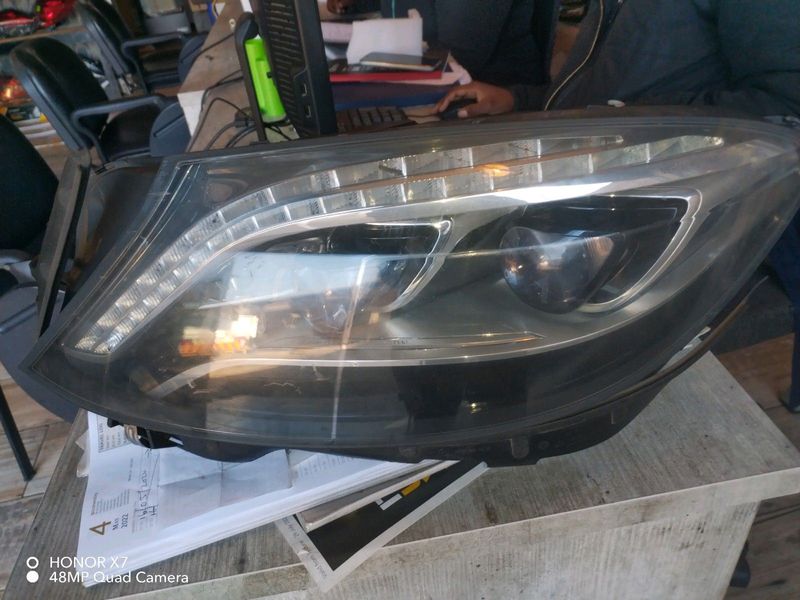 Mercedes Benz W222 S Class Headlight