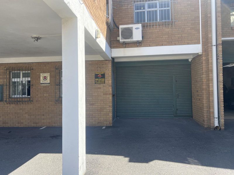 228m2 Warehouse / Factory FOR SALE in Secure Park in Montague Gardens, Cape Town.