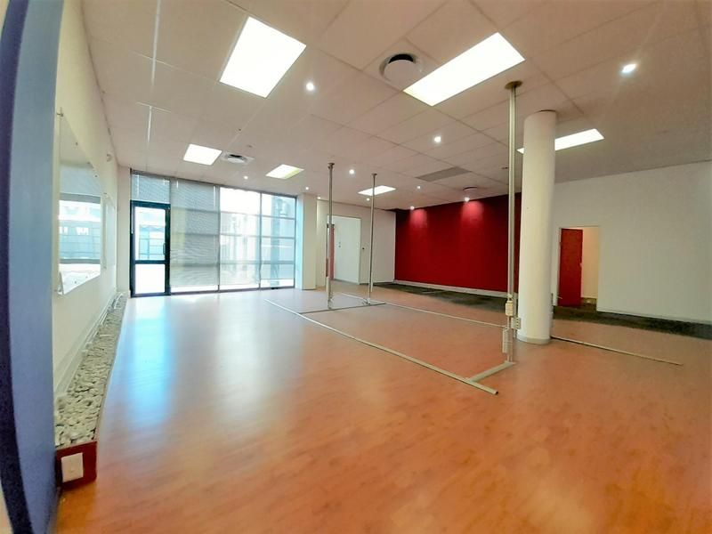 Spacious and Colorful 359m² Office Space with 11 Basement Parking Bays in Highveld, Centurion - A...