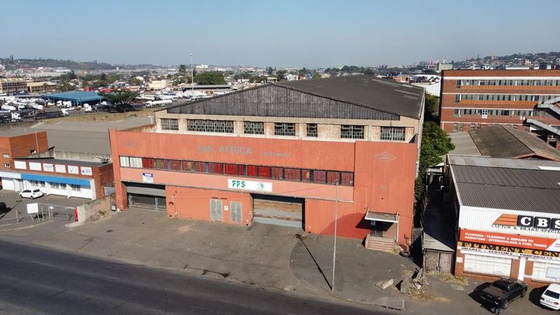 7820mÂ² Industrial To Let in Rossburgh at R57.50 per mÂ²