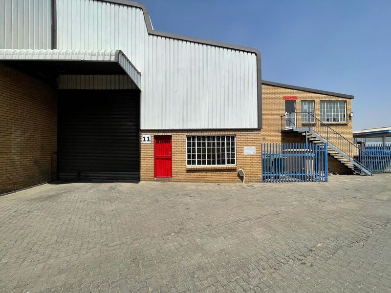 Gateway Industrial Park  | Prime Unit To Let in Jet Park