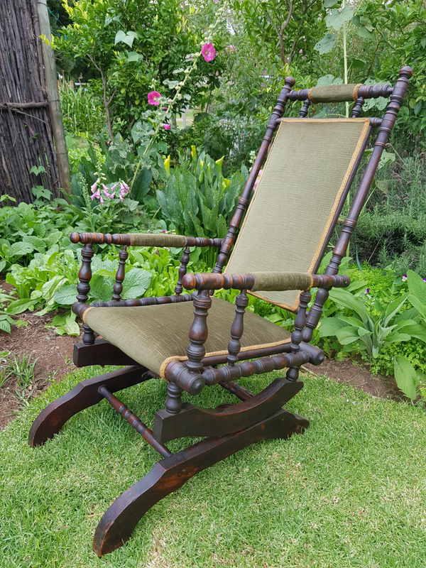 Colonial Rocking Chair~ Circa 1900