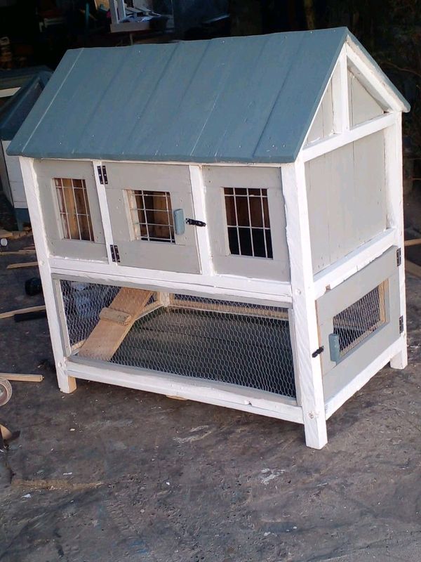 Rabbit hutch (1200mm long, 1300mm high and 700mm wide)SOLD