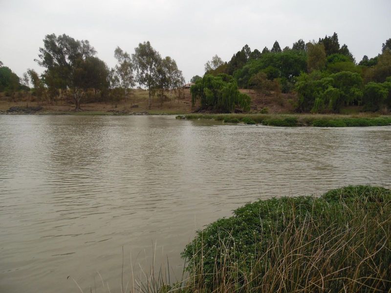 Farm on the Vaal River for sale