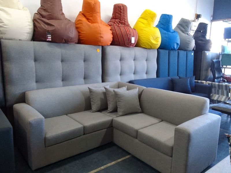 Corner couch- L-shaped
