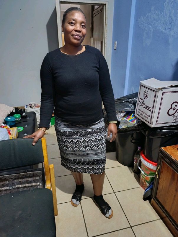 Mature sleep in Mbali 45 yrs is a very hardworking maid,nanny ,cook,cleaner urgently looking