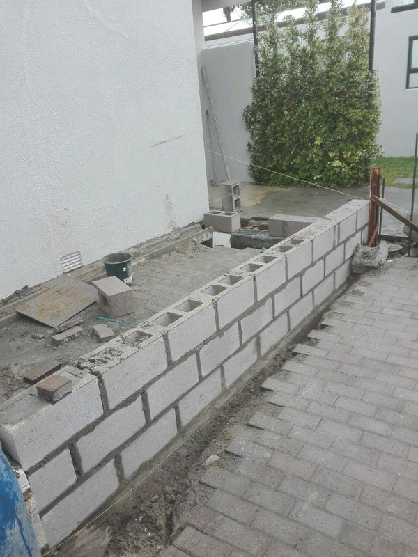 Experienced brick layer