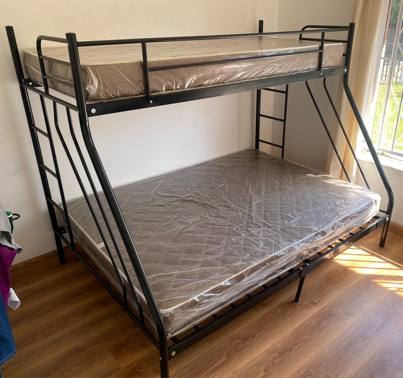 Triple Bunk Beds Metal Twin Over Bunk Bed for Kids includes matresses