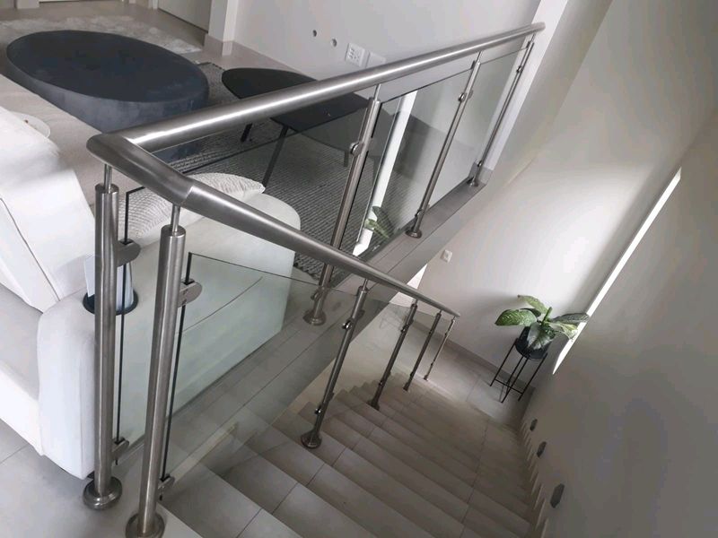 Glass and stainless balustrade