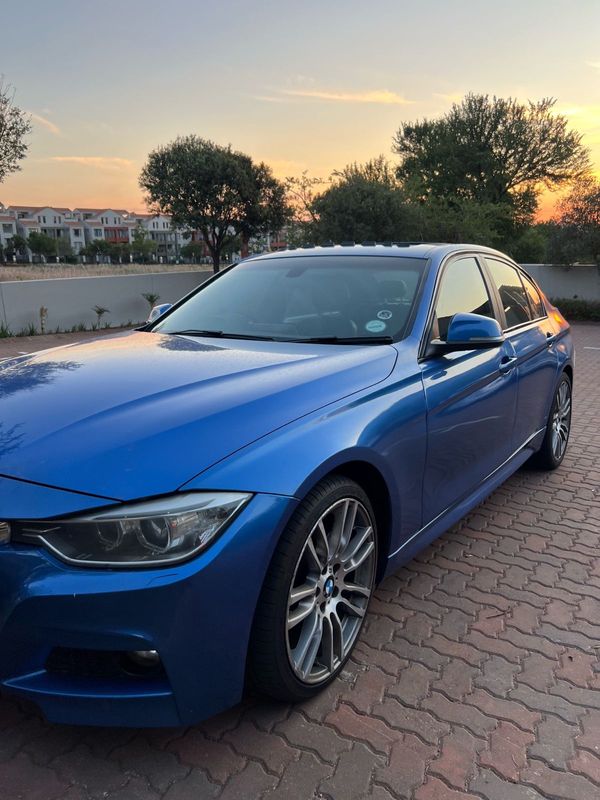 2015 BMW 320i M Sport R200k