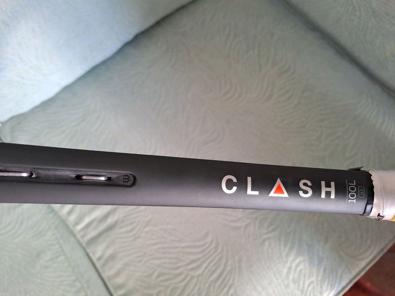 Wilson Clash 100L tennis racket for sale