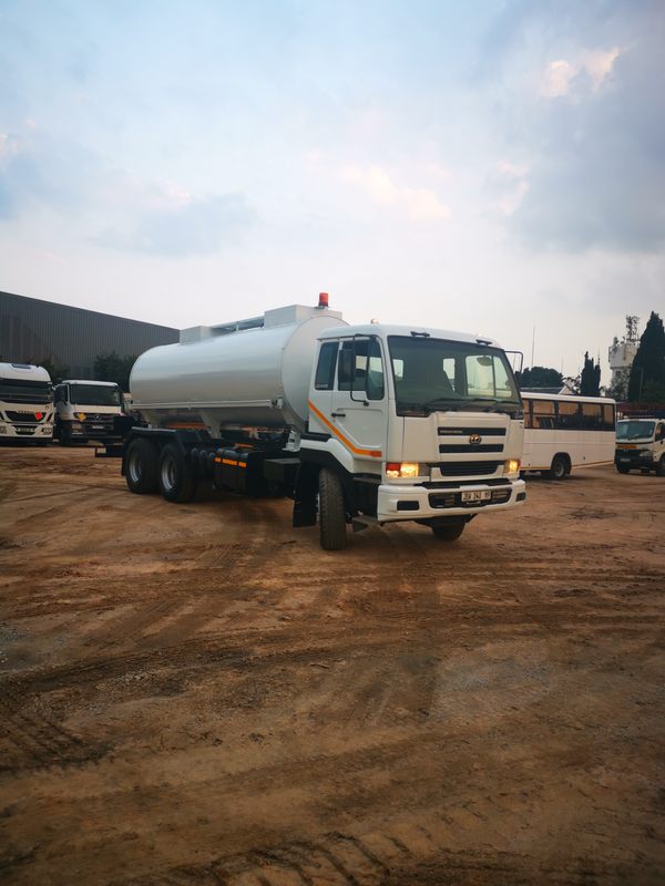 Water tankers for hire