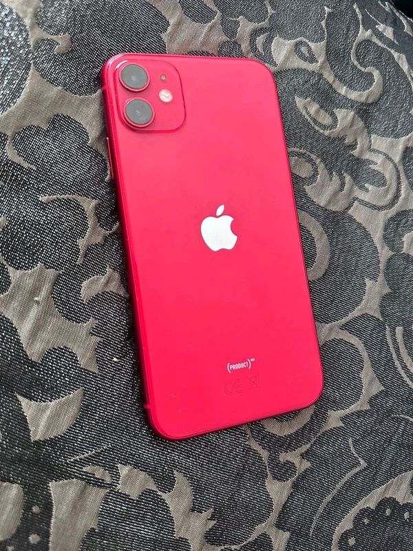 Black,red,white iphone 11 64 GB