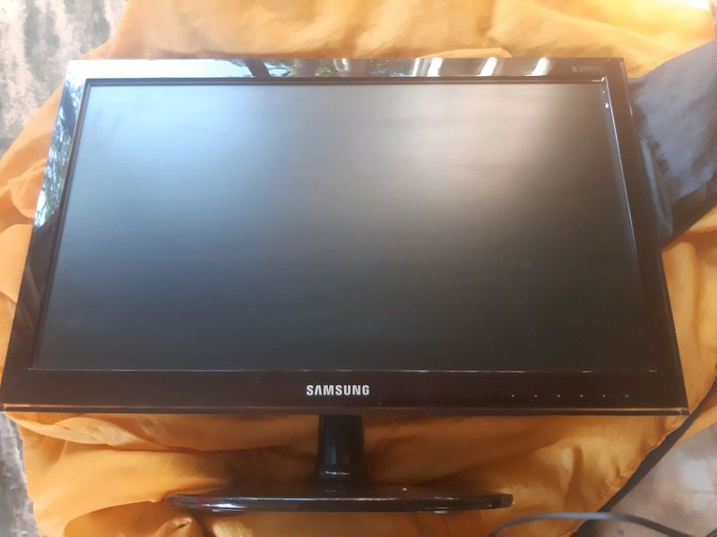 Samsung HD monitor