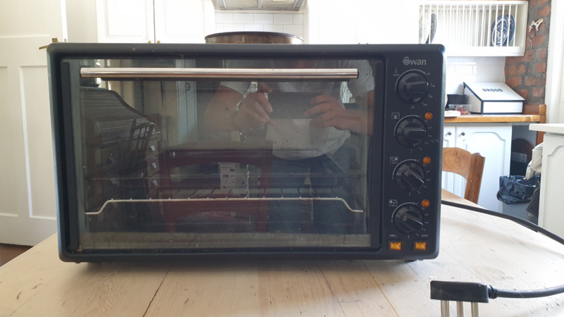 Swan 42 Litre Compact Oven