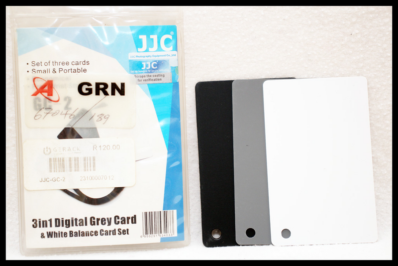 JJC 3-in-1 Digital Grey Card