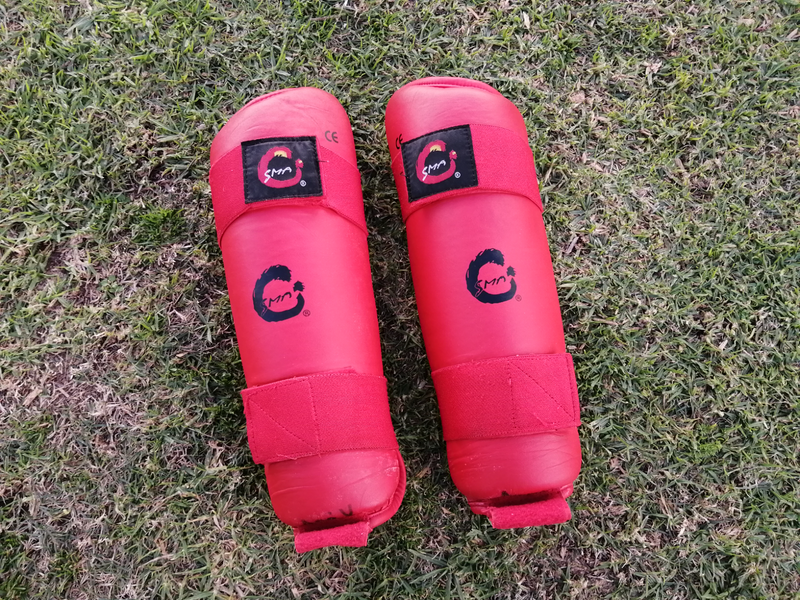 SMA Kickboxing/Martial arts Shin guards (As new) R300 NEG