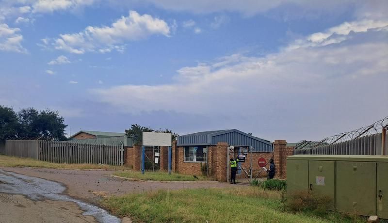 8000sqm Commercial Property To Let In Standerton