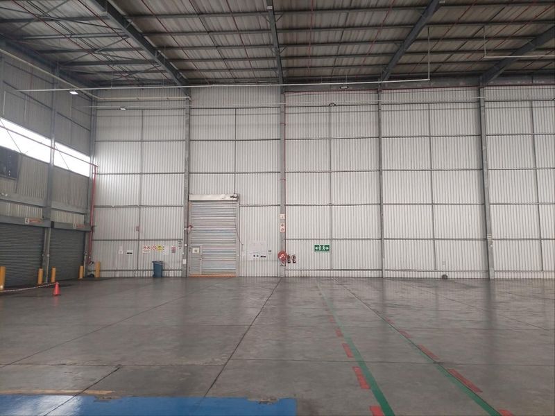 4 200 Sqm AAA Warehouse Space For Rent in Riverhorse Valley