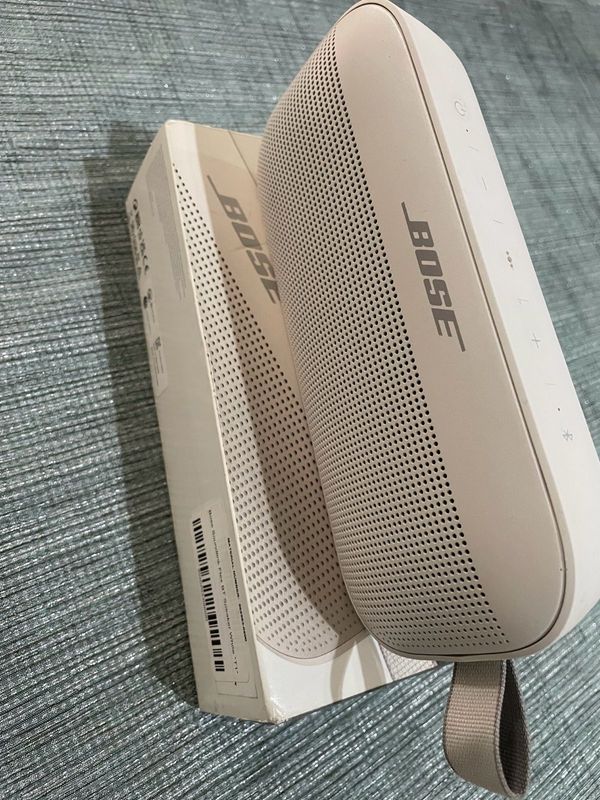 Bose Soundlink Fex Rechargeable Bluetooth Speaker