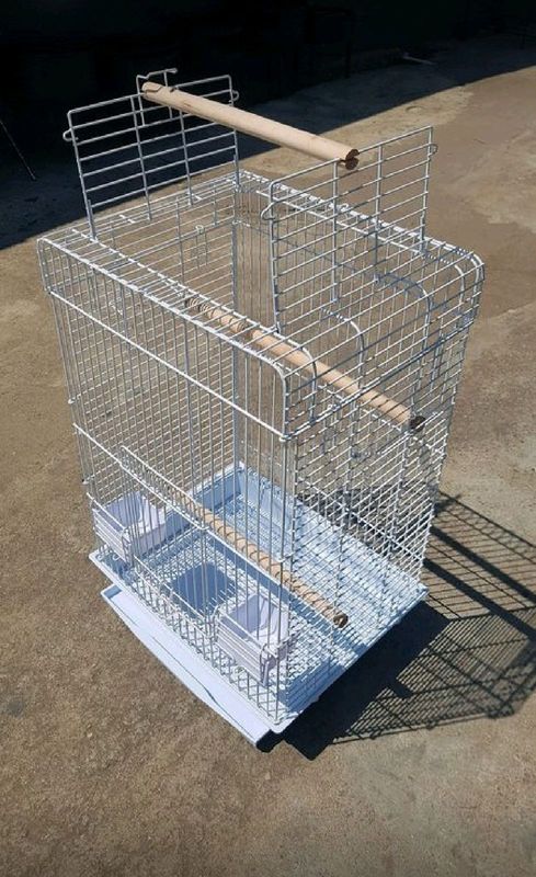 NEW LARGE PARROT CAGE FOR SALE