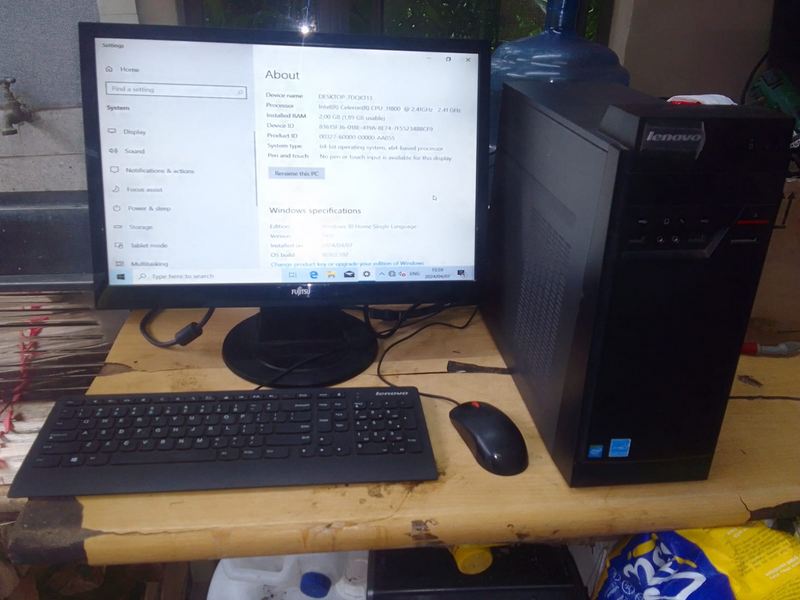 Lenovo E50 Desktop complete set