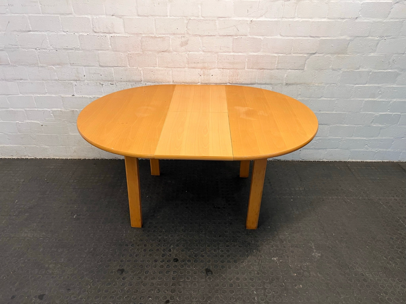 Round Extending Dining Room Table- A47513