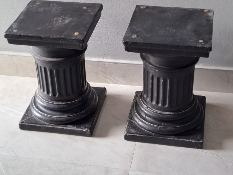 Side table x2.R300