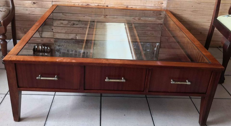 Mahogany Glass Top Coffee Table with Display Drawers. R 2600