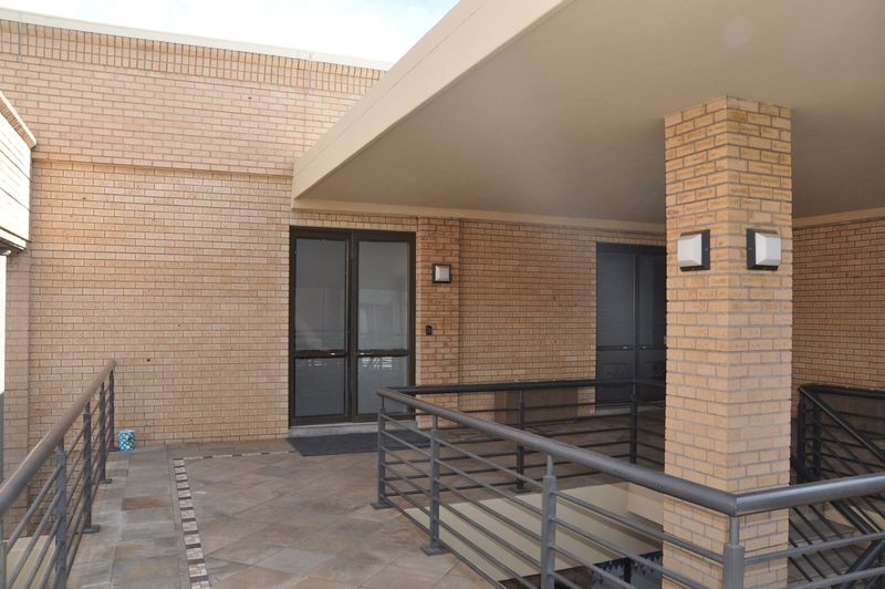 280mÂ² Commercial To Let in Bloemfontein Central at R208.00 per mÂ²