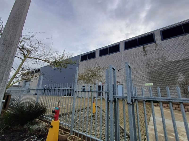 Great warehouse space TO LET in Somerset West  near the N2