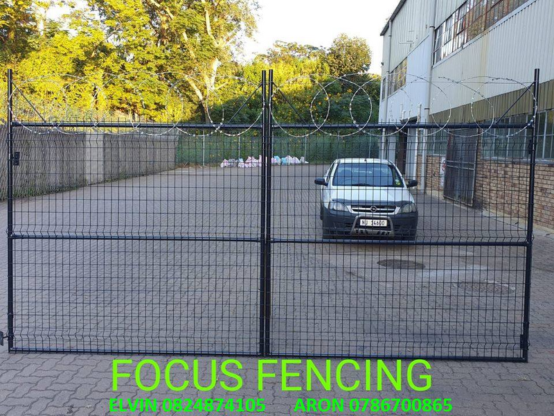 DOUBLE SWING DRIVEWAY GATES WITH PANEL INFIL - FOR SALE