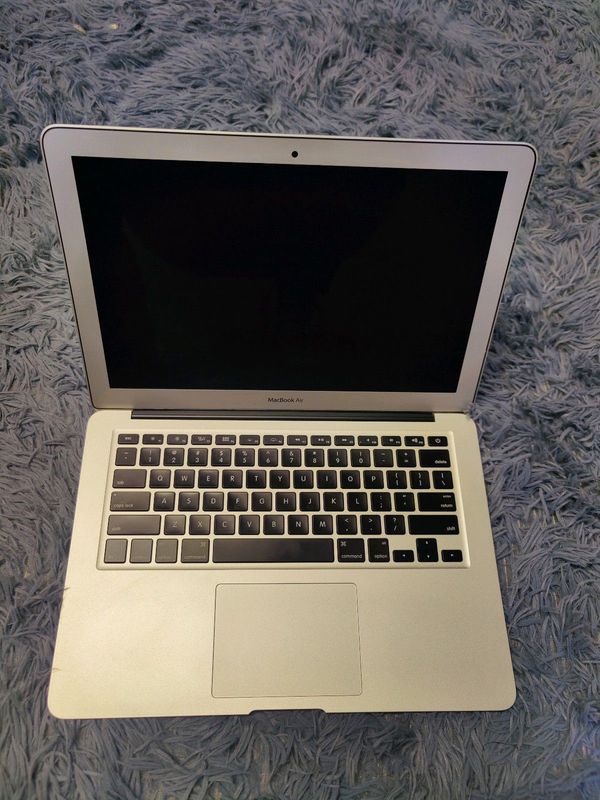 2015 MacBook Air i5