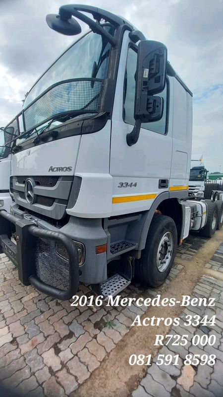 2016 Mercedes-Benz Actros 3344 &#64;R725 000