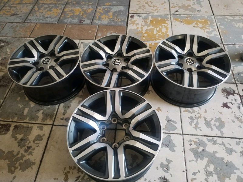 17 inch  TOYOTA FORTUNA magrims 6 holes a set of four on sale